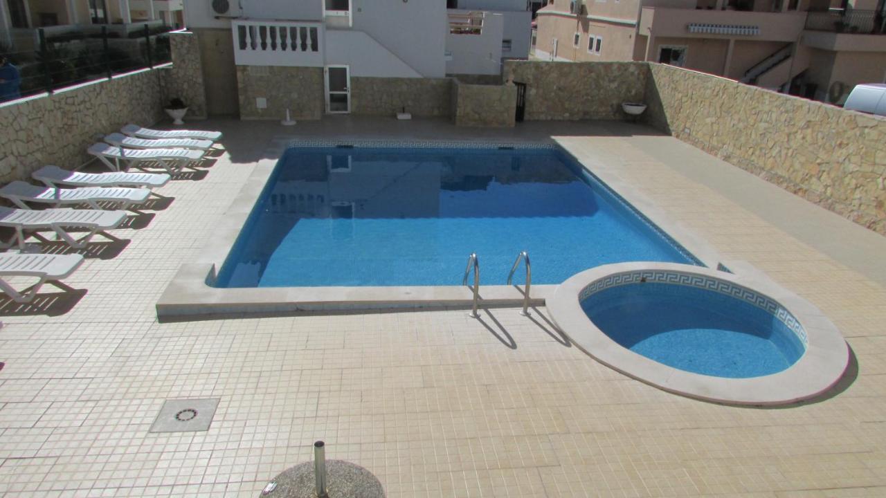 Апартаменти Apartamento - 2 A 4 Pessoas- Piscina Оллюш-де-Аґуа Екстер'єр фото